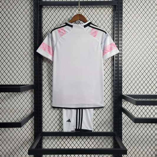 Conjunto Niños Juventus 2023/24 Visitante