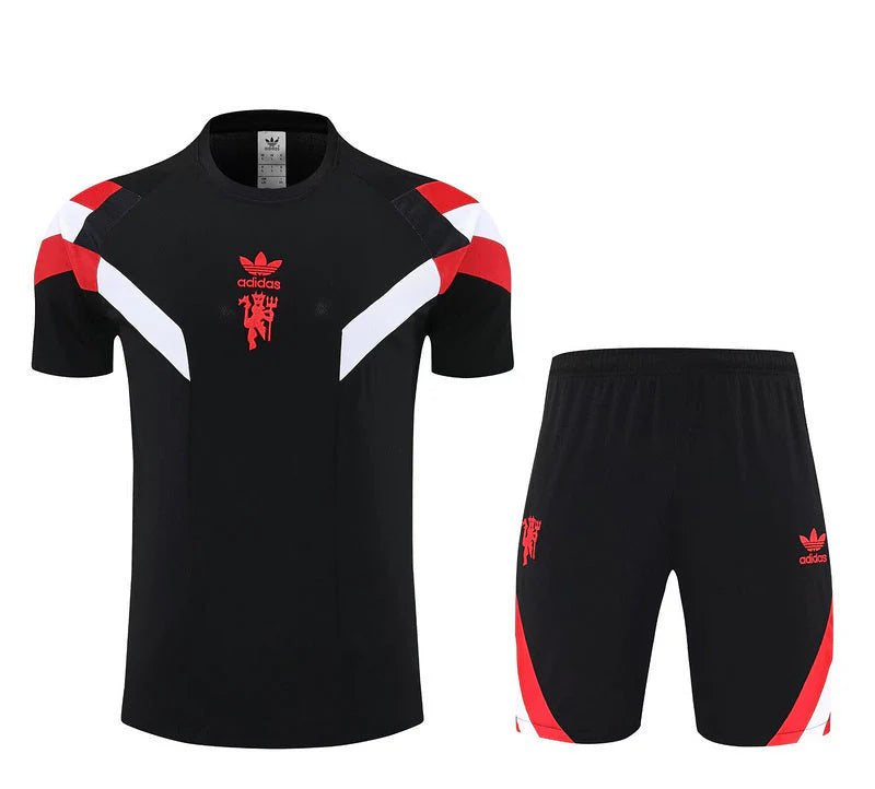Manchester United 2025/26 Equipación de Entrenamiento