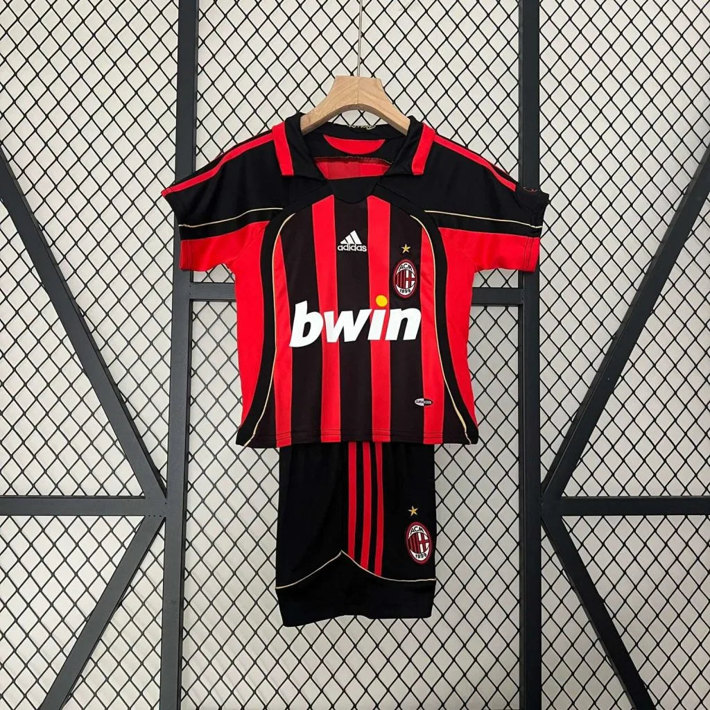 Conjunto Niños Ac Milan 2005/06 Local