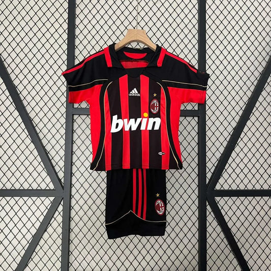 Conjunto Niños Ac Milan 2005/06 Local