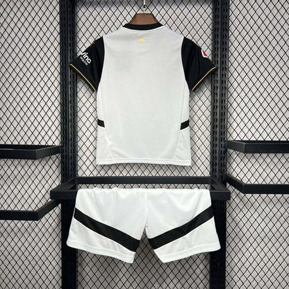Conjunto Niños Valencia 2024/25 Local